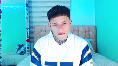 mod online show from 12-20-25, 01:34