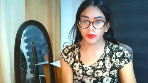 _karie_ online show from 04-28-26, 08:41