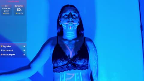 Snapshot of _karla_brunette_ chatting on 01-16-25, 07:20 Amanda online show from 01-16-25, 07:20