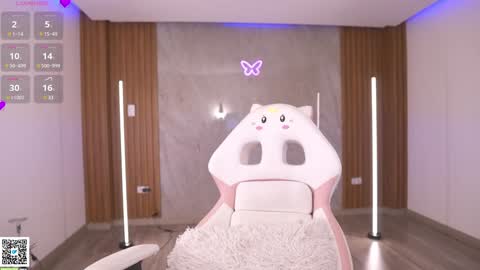 Snapshot of _kath8 chatting on 01-17-25, 04:17 --- online show from 01-17-25, 04:17