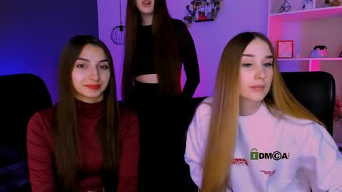 _kellykitten_ online show from 03-19-26, 09:46