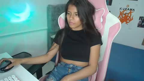 Snapshot of _kendall_jones chatting on 01-23-25, 02:55 _kendall_jones online show from 01-23-25, 02:55