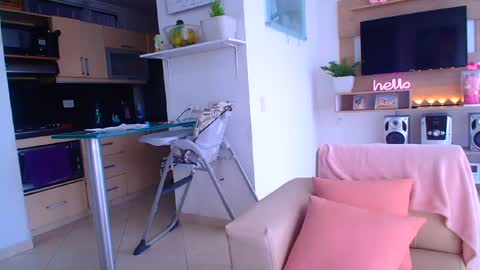 Snapshot of _kerryleen chatting on 09-19-25, 08:53 Dani online show from 09-19-25, 08:53