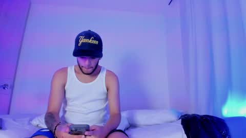    online show from 09-21-25, 05:42