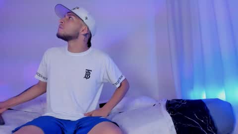    online show from 10-12-25, 10:47