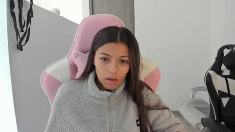 khloe sweet online show from 10-28-25, 06:32