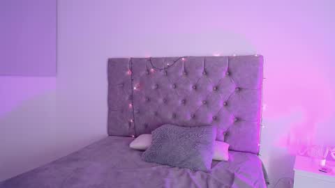 Snapshot of _kimtorres_ chatting on 02-08-25, 12:28 _kimtorres_ online show from 02-08-25, 12:28