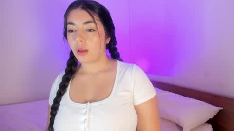 Snapshot of _kimtorres_1 chatting on 04-04-26, 04:33 _kimtorres_1 online show from 04-04-26, 04:33