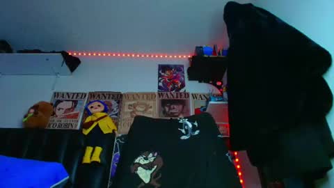 Snapshot of _kingshadows_ chatting on 06-12-26, 01:54 SHADOW online show from 06-12-26, 01:54