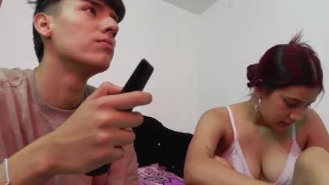 Snapshot of _kinkyy69_ chatting on 11-23-25, 06:08 _kinkyy69_ online show from 11-23-25, 06:08