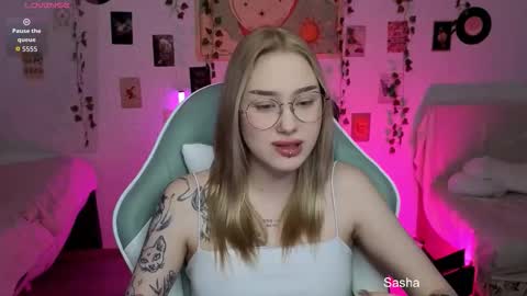 _kitekat_ online show from 11-06-25, 07:53