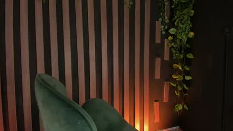 Snapshot of _kleo_ chatting on 02-01-25, 04:03   online show from 02-01-25, 04:03