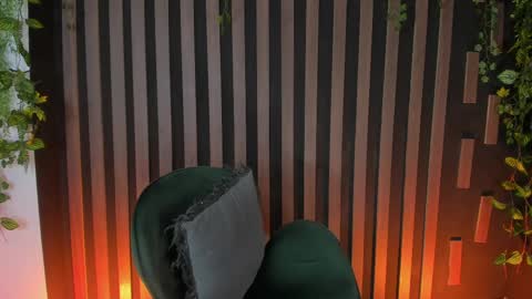 Snapshot of _kleo_ chatting on 02-11-25, 12:49   online show from 02-11-25, 12:49