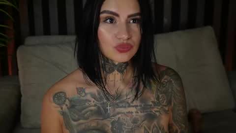 Snapshot of _kleo_ chatting on 03-12-25, 12:53   online show from 03-12-25, 12:53