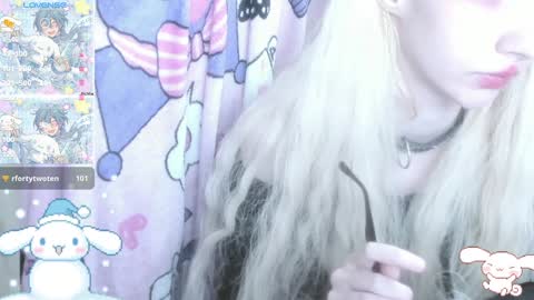 Snapshot of _kuroneeko_ chatting on 12-16-24, 06:16 kuro online show from 12-16-24, 06:16