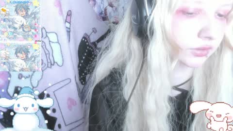 Snapshot of _kuroneeko_ chatting on 12-20-24, 10:49 kuro online show from 12-20-24, 10:49