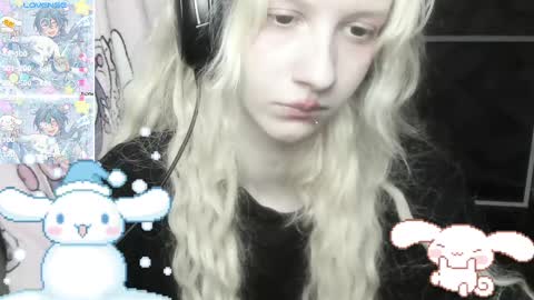 Snapshot of _kuroneeko_ chatting on 02-15-25, 06:23 kuro online show from 02-15-25, 06:23