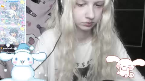 Snapshot of _kuroneeko_ chatting on 02-16-25, 07:27 kuro online show from 02-16-25, 07:27