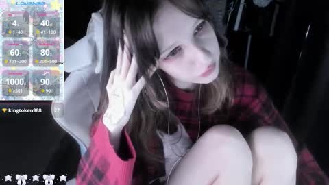 Snapshot of _kuroneeko_ chatting on 11-25-25, 07:41 kuro online show from 11-25-25, 07:41