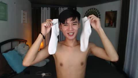 Kylie online show from 03-07-25, 05:06