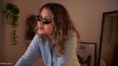 Snapshot of _lady_di chatting on 09-13-25, 03:50 Not on OF Some stuff for sale online show from 09-13-25, 03:50