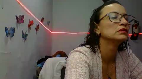 SANDRA online show from 09-14-25, 04:44