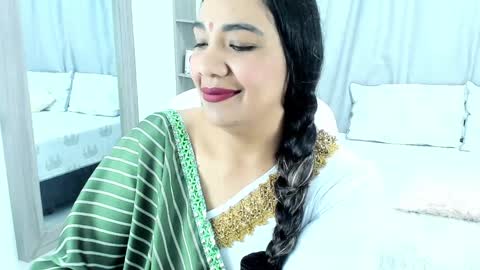 Snapshot of _lakshmi_hotx chatting on 12-12-24, 02:11 NAILHA SAJANI  online show from 12-12-24, 02:11