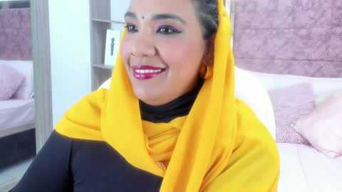 Snapshot of _lakshmi_hotx chatting on 02-20-25, 03:08 NAILHA SAJANI  online show from 02-20-25, 03:08