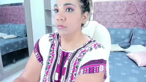Snapshot of _lakshmi_hotx chatting on 03-06-25, 03:13 NAILHA SAJANI  online show from 03-06-25, 03:13