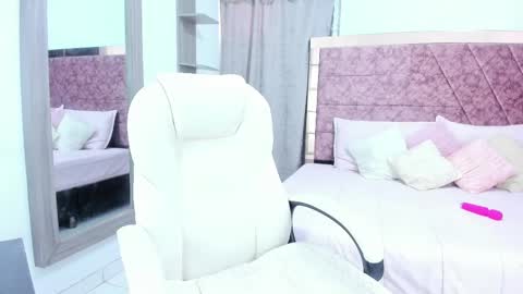 Snapshot of _lakshmi_hotx chatting on 03-11-25, 11:55 NAILHA SAJANI  online show from 03-11-25, 11:55