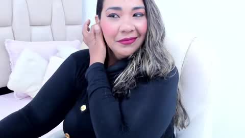 Snapshot of _lakshmi_hotx chatting on 09-15-25, 07:25 NAILHA SAJANI  online show from 09-15-25, 07:25