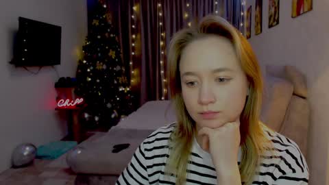 _lalune_ online show from 12-01-24, 09:15