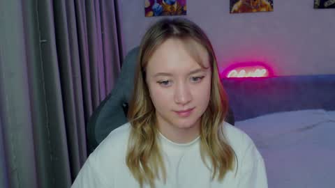 _lalune_ online show from 01-25-25, 12:17