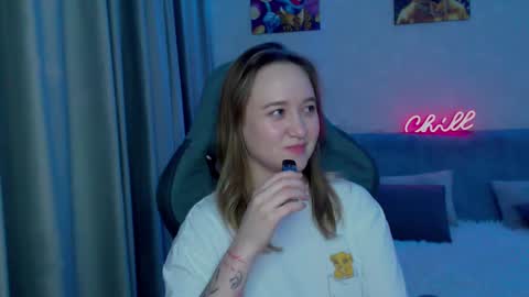 _lalune_ online show from 02-16-25, 08:44