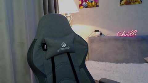 _lalune_ online show from 02-26-25, 01:32