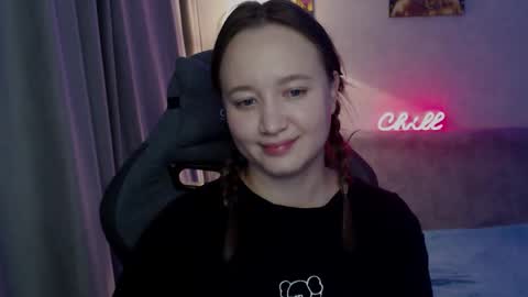 _lalune_ online show from 10-14-25, 02:51