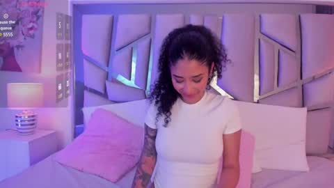 Snapshot of _lanna_jhonson_ chatting on 12-24-24, 11:38 Lanna online show from 12-24-24, 11:38