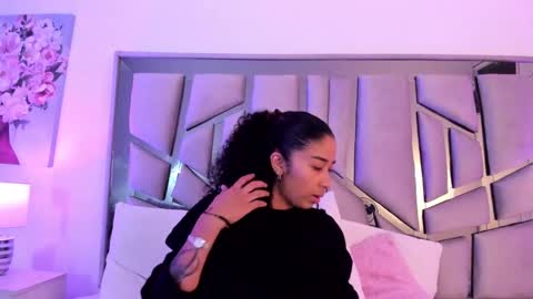 Snapshot of _lanna_jhonson_ chatting on 12-29-24, 12:23 Lanna online show from 12-29-24, 12:23