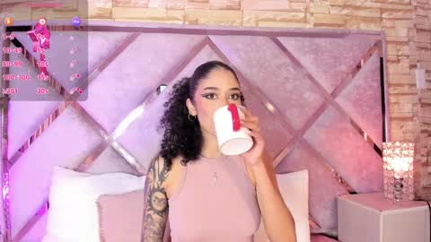 Lanna  online show from 11-24-25, 11:21