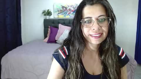 Snapshot of _lara1 chatting on 01-05-25, 10:19 paulina online show from 01-05-25, 10:19
