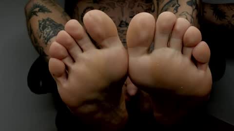 Layne online show from 12-10-24, 11:11