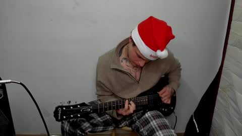 Layne online show from 01-01-25, 10:46