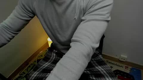 Layne online show from 11-09-25, 10:13