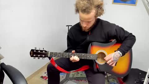 Layne online show from 12-22-25, 09:56