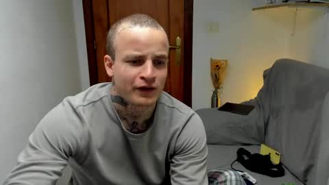 Layne online show from 04-23-26, 09:19