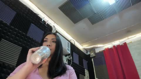 lexie online show from 01-16-25, 04:17