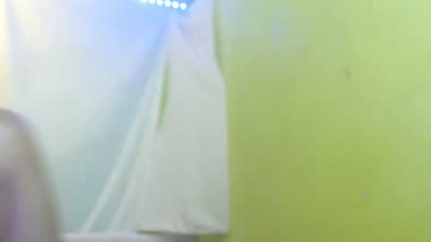 _lilies_gigi_ online show from 09-26-25, 11:20