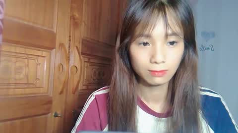 _lily0_ online show from 07-29-26, 08:45