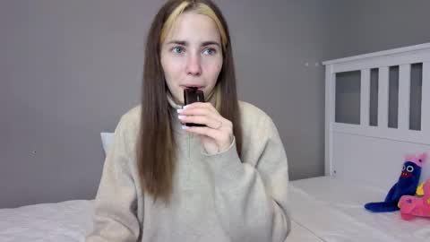 Emma online show from 11-24-25, 06:46