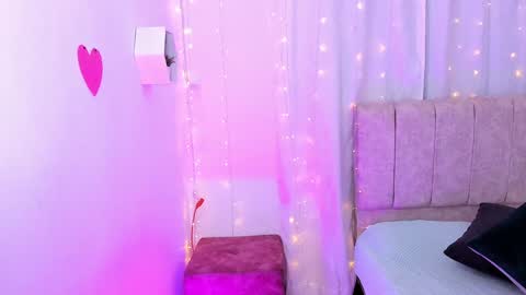 Snapshot of _little_ivy chatting on 01-27-25, 10:16 Ivy 3 online show from 01-27-25, 10:16